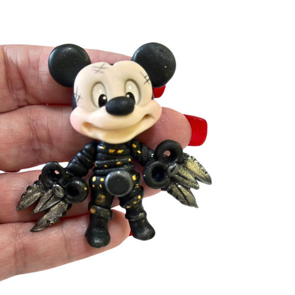 010 - Edward Mouse Clay